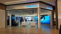Samsung inaugura loja em shopping de SP