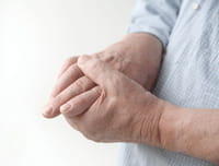 Luva pode controlar tremores de Parkinson