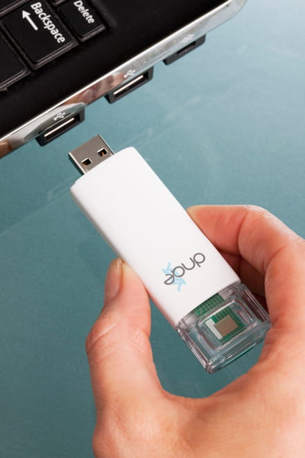 teste hiv pendrive