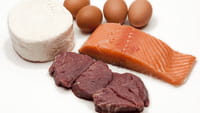 Ingestão de carne crua oferece muitos riscos