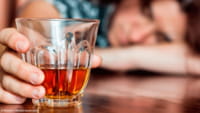 Excesso de álcool endurece artérias e gera AVC