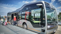 Future Bus da Mercedes dirige sozinho