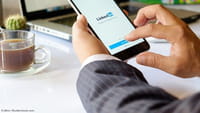 LinkedIn com tradução das publicações