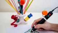 Gadget cria objetos 3D com garrafas PET
