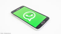 Emoticons de Natal no WhatsApp é golpe